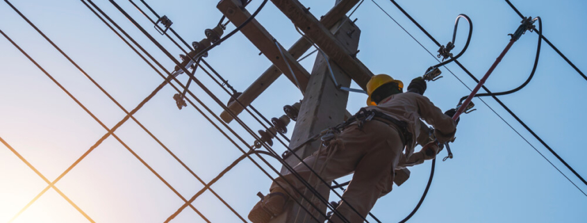 The Importance of Proper Safety Gear for Power Linemen