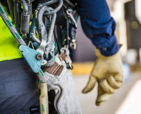 Who Is Liable When Defective Equipment Causes Lineman Injuries?